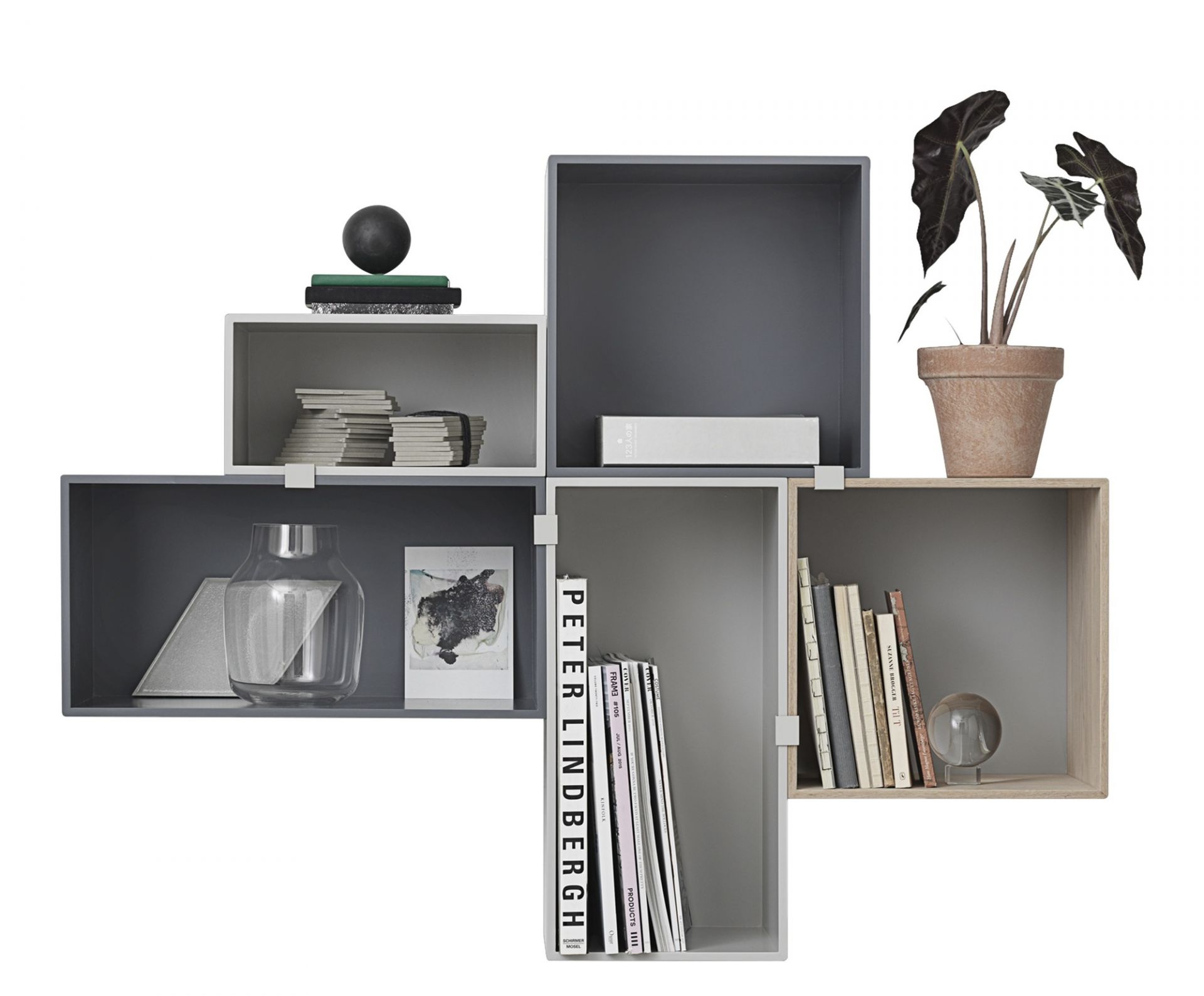 Mini Stacked Storage System 2.0 Regalsystem Muuto | MUUTO Mini Stacked Shelf System by Muuto | Box regale, Regalsystem